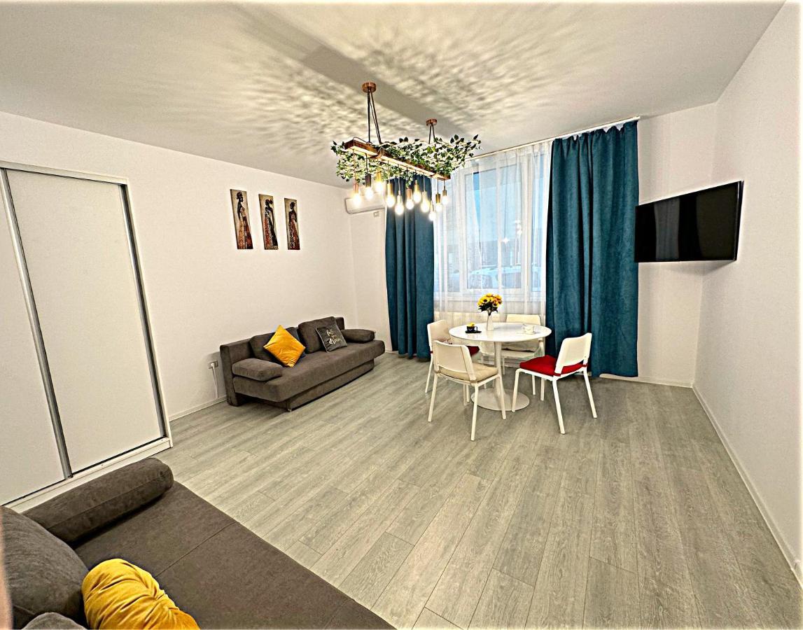 Hezo Sunshine Studio And Apartment Năvodari Екстериор снимка