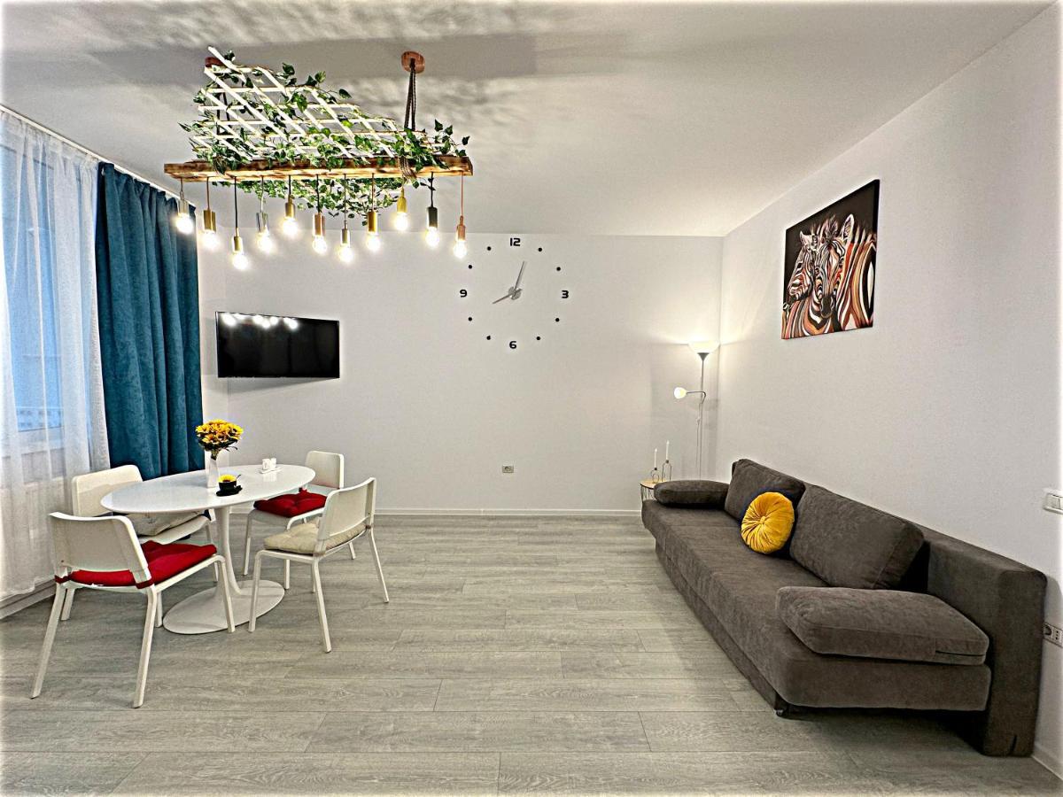 Hezo Sunshine Studio And Apartment Năvodari Екстериор снимка