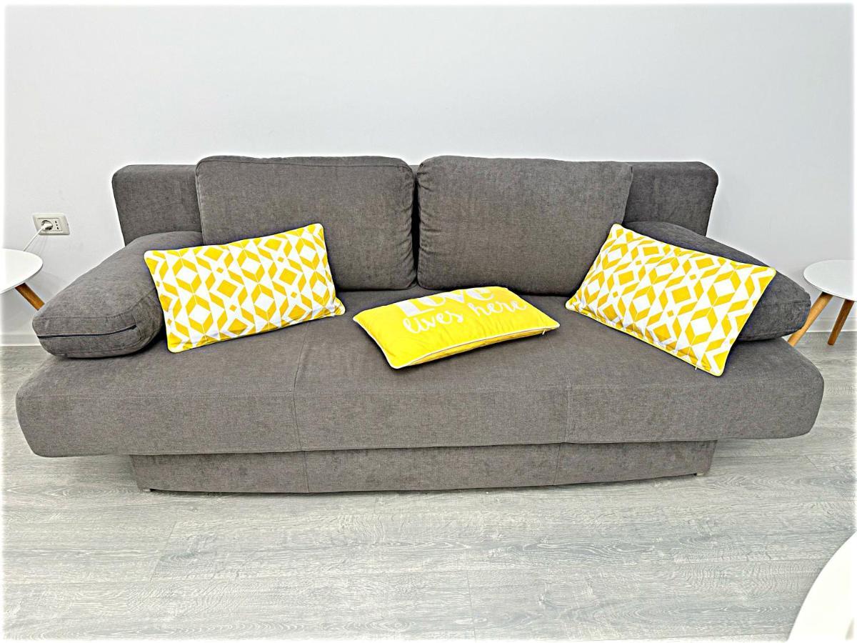 Hezo Sunshine Studio And Apartment Năvodari Екстериор снимка