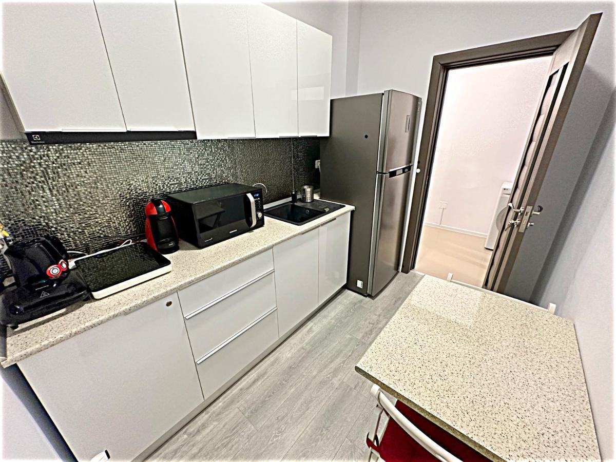 Hezo Sunshine Studio And Apartment Năvodari Екстериор снимка