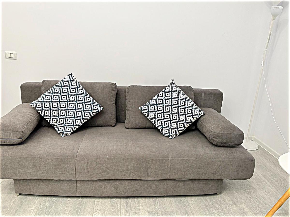 Hezo Sunshine Studio And Apartment Năvodari Екстериор снимка