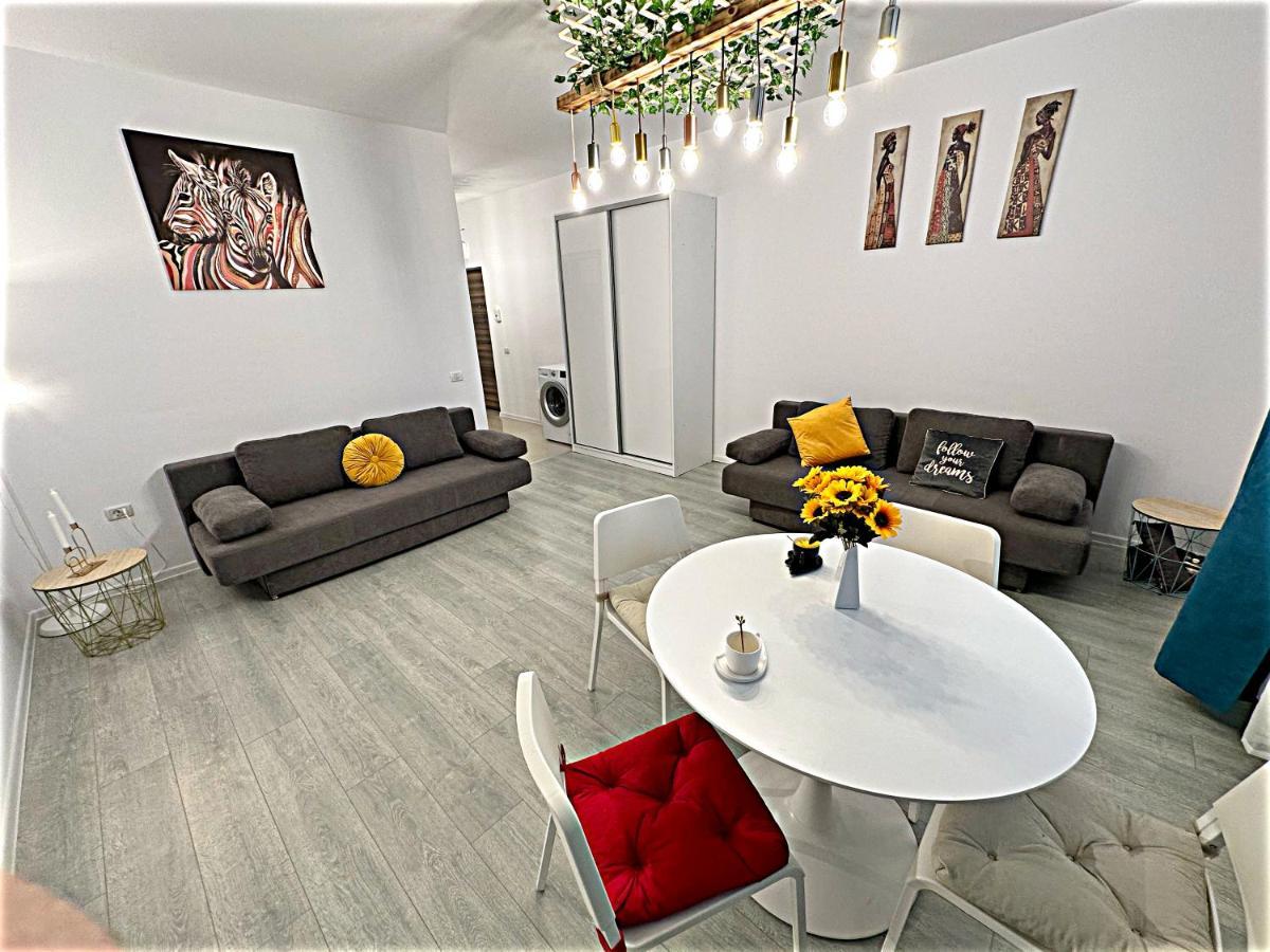 Hezo Sunshine Studio And Apartment Năvodari Екстериор снимка