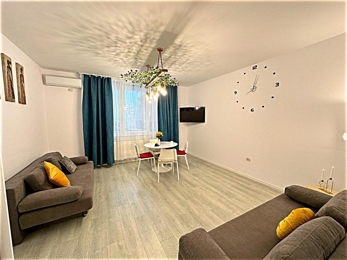 Hezo Sunshine Studio And Apartment Năvodari Екстериор снимка