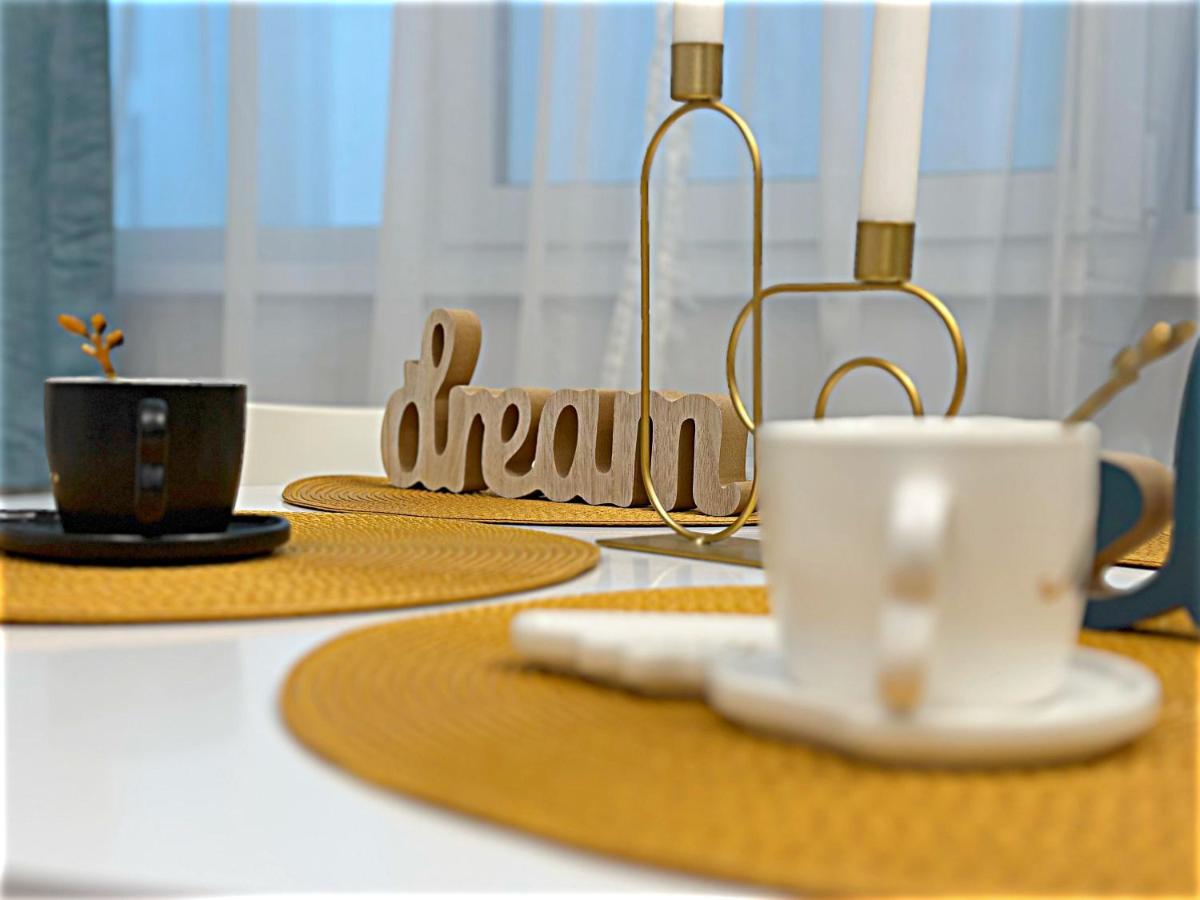 Hezo Sunshine Studio And Apartment Năvodari Екстериор снимка